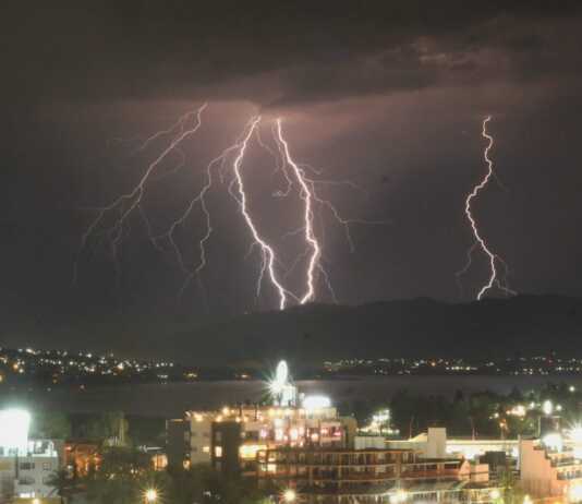 Domingo con alerta por tormentas fuertes y posible granizo en las sierras de Córdoba