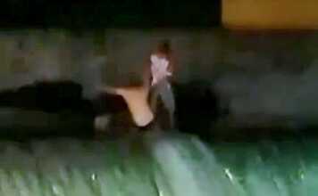 Video: Rescató a un hombre cuando ya se estaba ahogando en el vado de El Fantasio