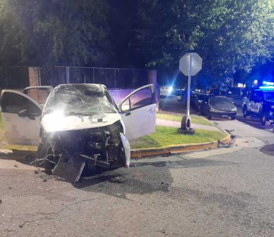 Cómo fue la persecución cinematográfica que terminó con un fuerte choque en la entrada a Carlos paz