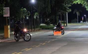 “No sos un motociclista; sos un delincuente”: Lucero y el porqué se recurrió al cierre nocturno de la costanera de Carlos Paz