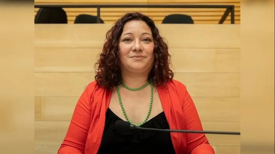 Noelia Agüero asume como legisladora provincial por el Frente de Izquierda