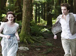 Carlos Paz y el regreso de un fenómeno mundial: “La saga de Crepúsculo: Nueva Nueva (Re)” llega a Cines Wo