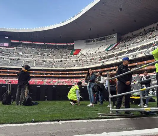 Trágico final en la reapertura del Estadio Azteca: murió un hincha mexicano