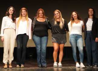 Capilla del Monte celebró el 8M con un emotivo homenaje a mujeres de todas las generaciones