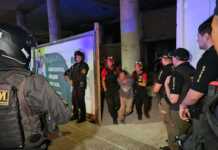 Desalojo y tensión en “La Mole”: el Ministerio de Seguridad intervino el edificio tras el peligroso video del niño en la cornisa