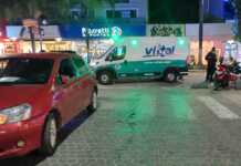 Una motociclista herida tras chocar contra un automóvil en el centro de Carlos Paz