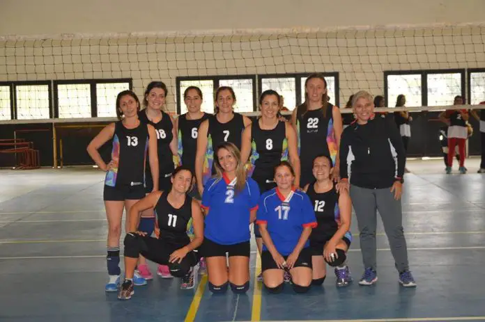 Amigas por el voley 1