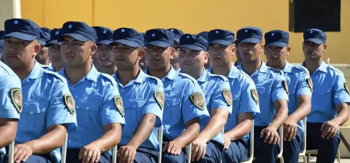 Policia