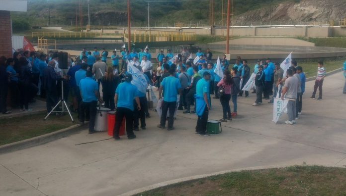 La Coopi podrá seguir al mando de las cloacas hasta que se resuelva el juicio