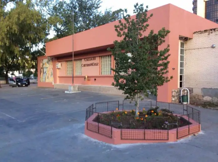 escuela-carlos-paz-1