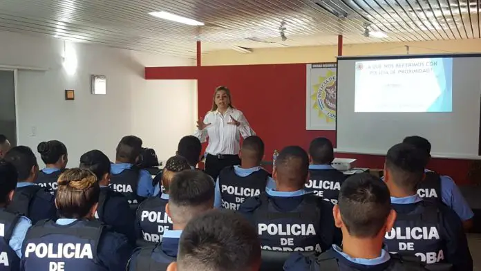 capacitacion policia
