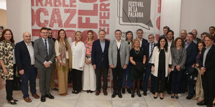 Schiaretti-en-Festival-de-la-Palabra7917