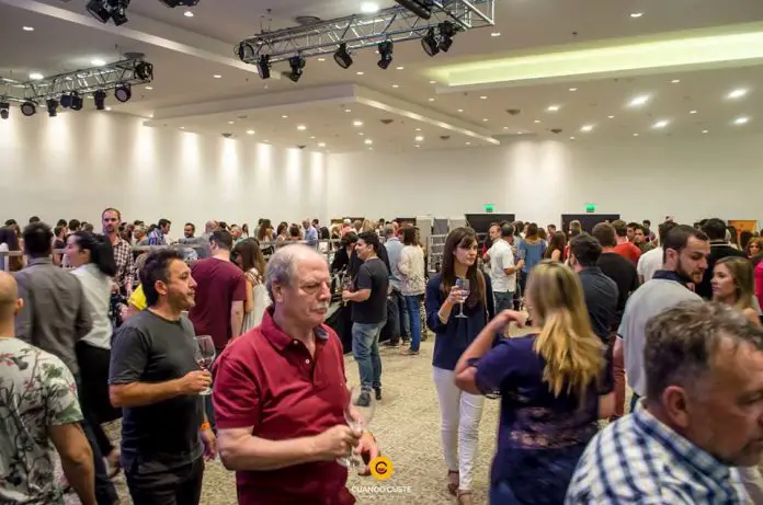 23722485_405833939834981_5465024961823604769_n