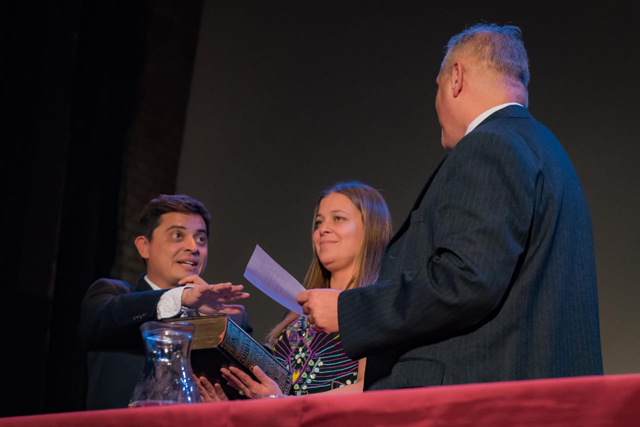 Todos los actos de asunción de intendentes y presidentes comunales de