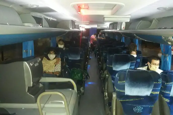 3924687a-93ed-417e-9696-00f9c3600d38_large