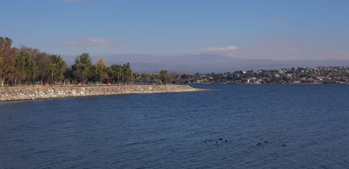 soleado y viento