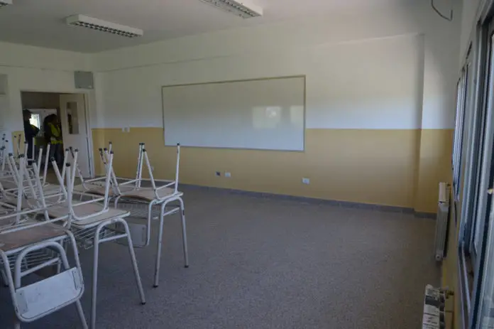 Programa-Mantenimiento-de-Escuelas-IPEM-404-13