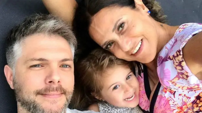 maria-fernanda-callejon-y-su-familia-985132