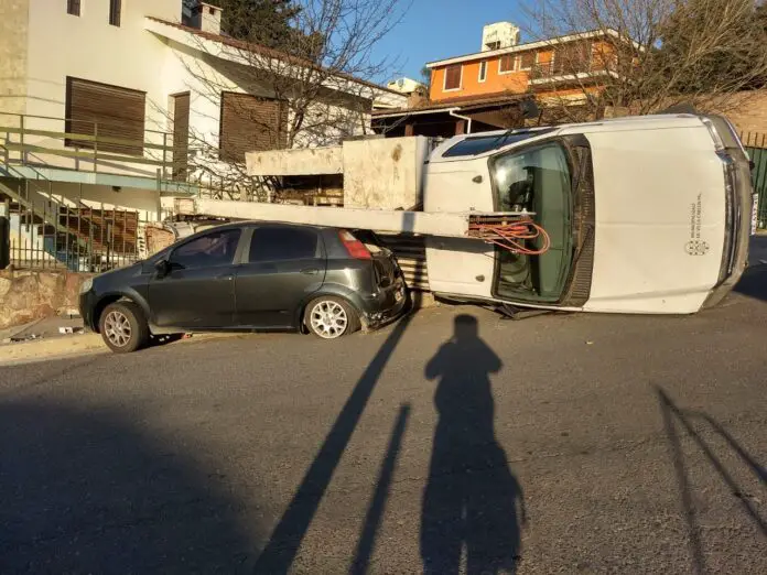 camion volcado