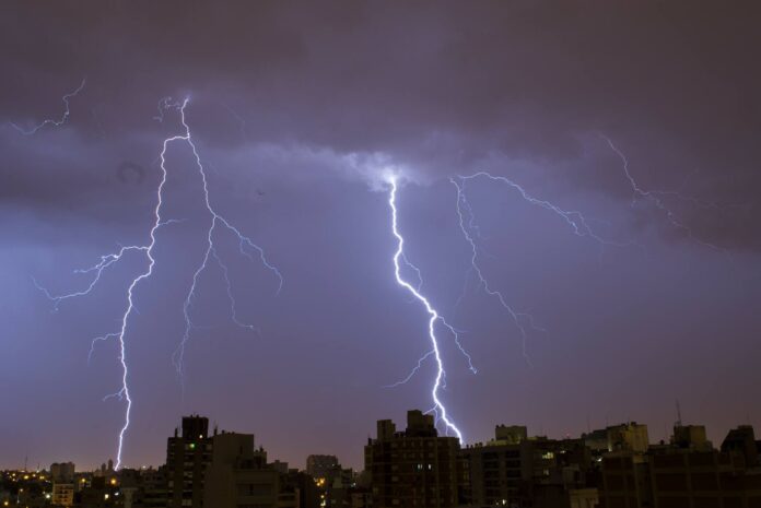 tormentas eléctricas