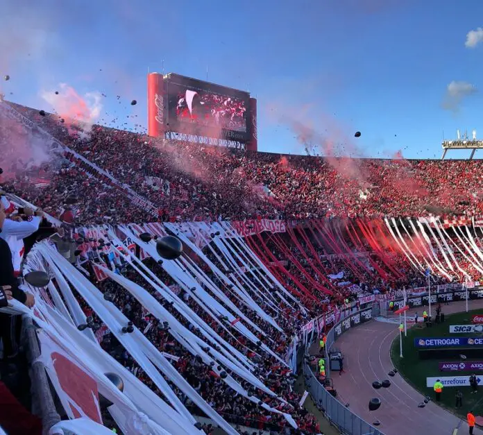 dia hincha river