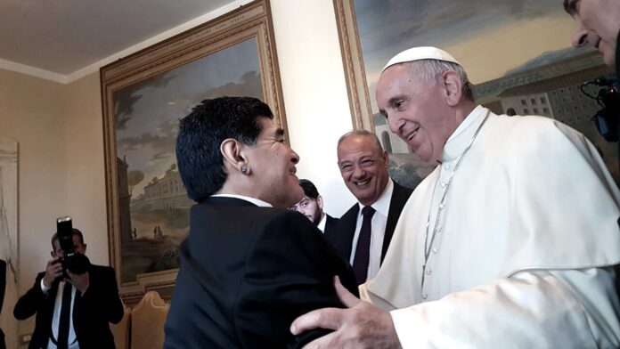 maradona y papa