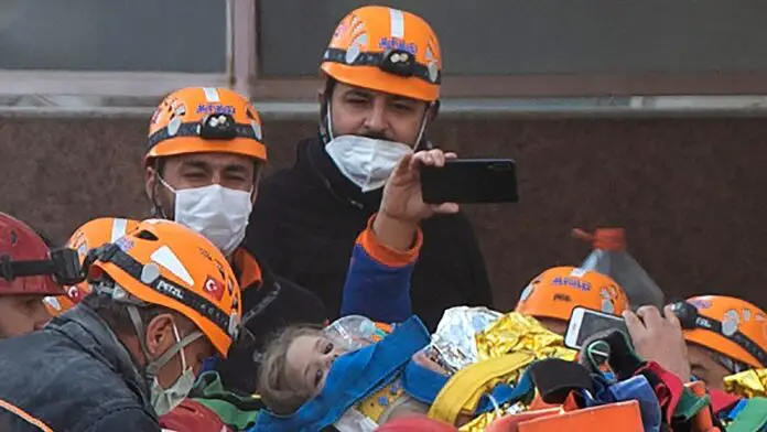 niña rescatada sismo