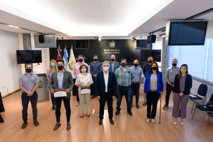 Premiación ganadores Desafío Córdoba Resiliente (1)