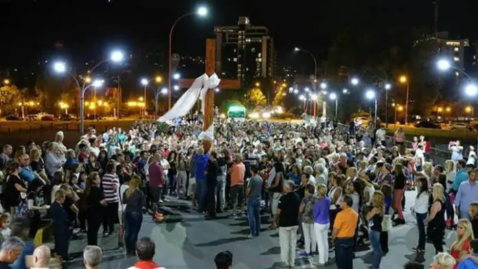 +via crucis