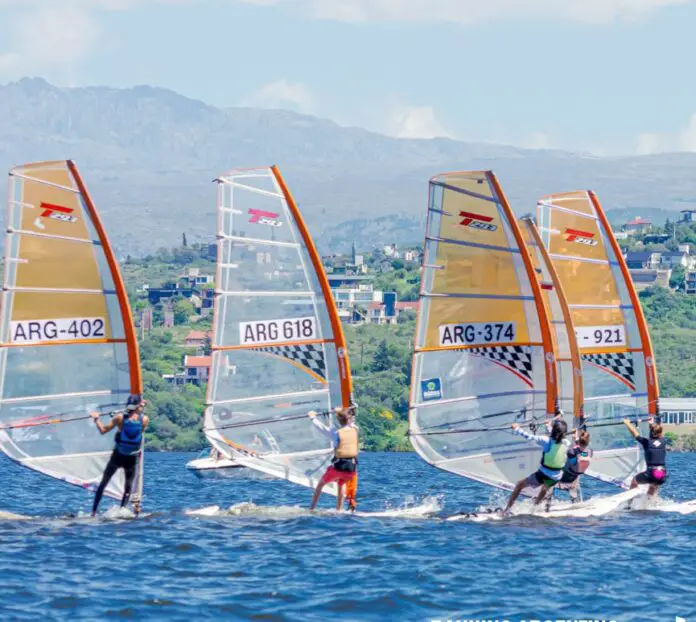 windsurf