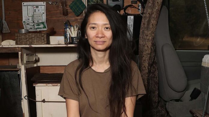 Chloé Zhao con Nomadland quiere ser la segunda mujer en ganar un Oscar a la Mejor Dirección