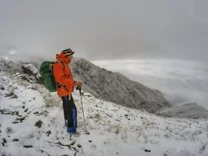 José Luis Altamirano en el Cerro Champaquí, nevada del 16 de junio.