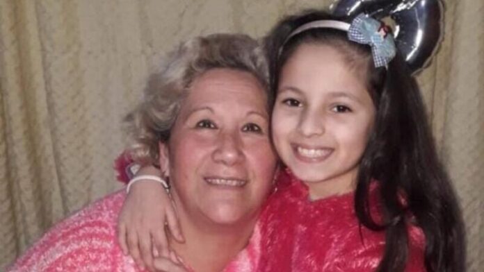 niña con coronavirus