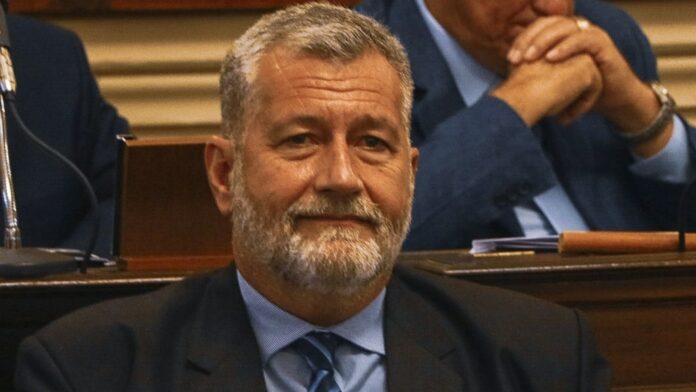 El diputado baleado fue intervenido quirúrgicamente durante aproximadamente dos horas