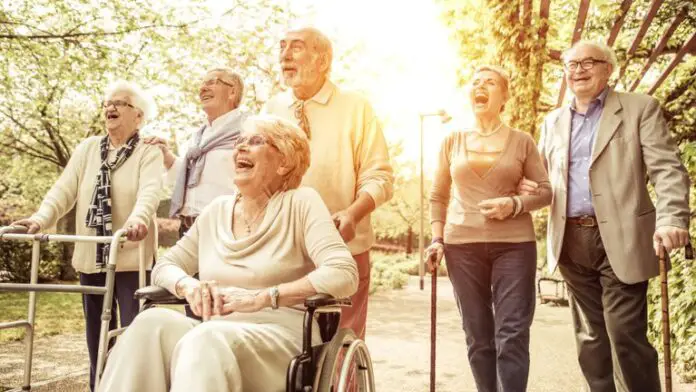 abuelos-geriatrico-2-1024x576