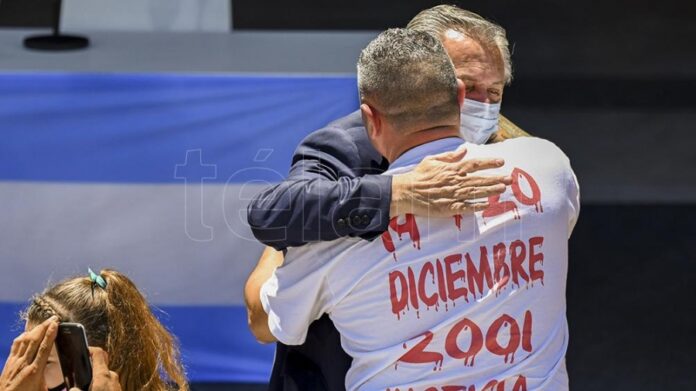 Fernandez2001