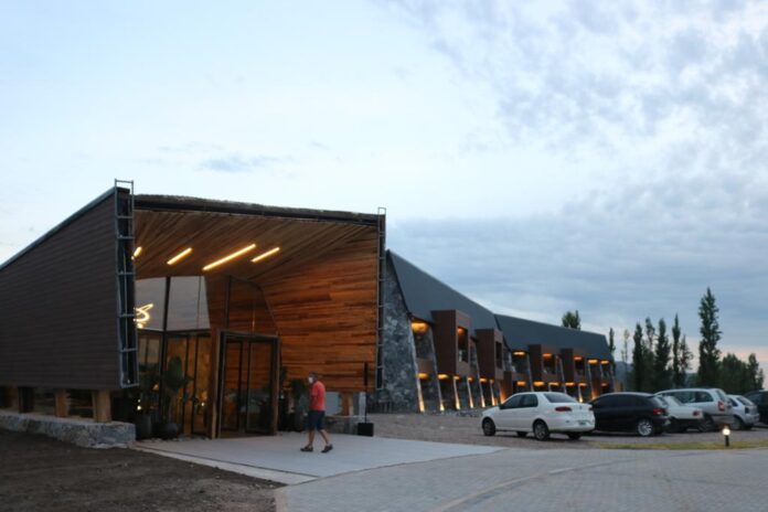 WhatsApp-Image-2021-12-28-at-09.35.38-11