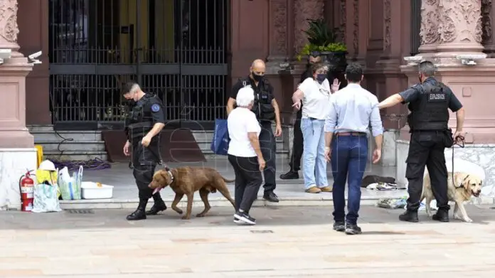 bomba casa rosada