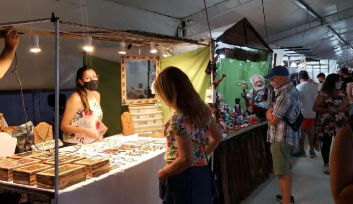 feria artesanos enero1