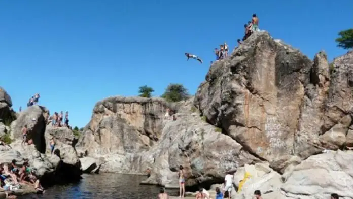 joven-ahogado-nido-del-aguila-mina-clavero