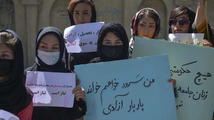 mujeres en Kabul