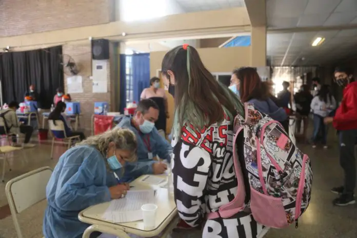 vacunaescuelas