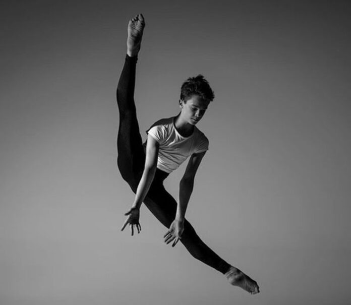 joven bailarín