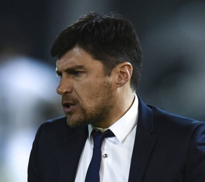 cacique-medina_1440x810_wmk