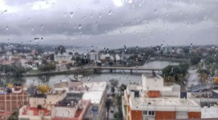 carlos-paz-lluvia