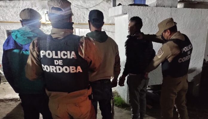 detenidos con escopeta