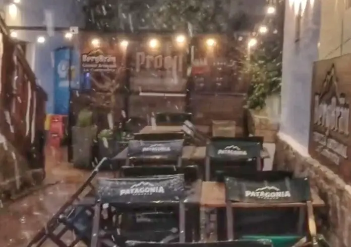 VideoCapture_20220808-185324-01