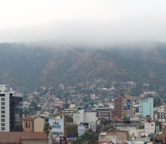 Continúan las lluvias y el frío: cuándo mejorará el tiempo en Carlos Paz