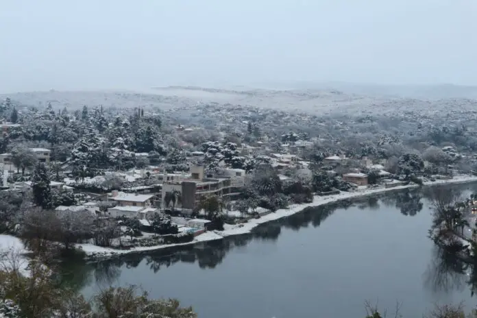 nieve-en-carlos-paz