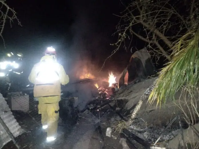incendio galpon icho cruz